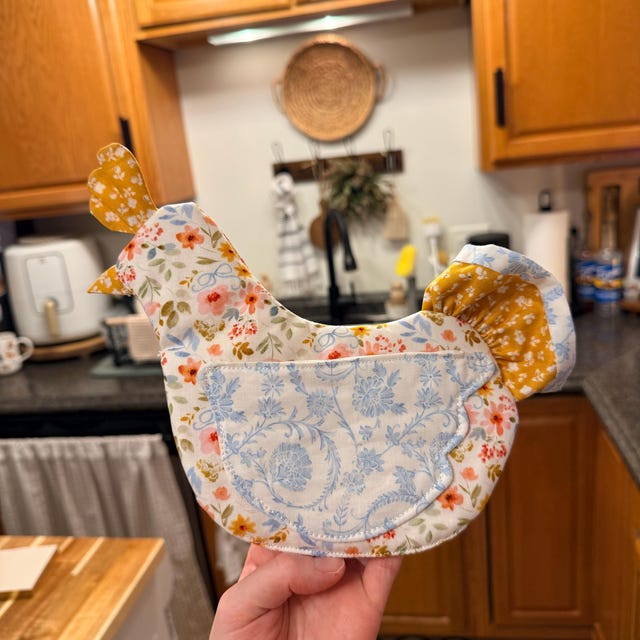 Chicken Oven Mitt Sewing Pattern PDF - Libby the Ruffle Tail Chicken Potholder Pattern