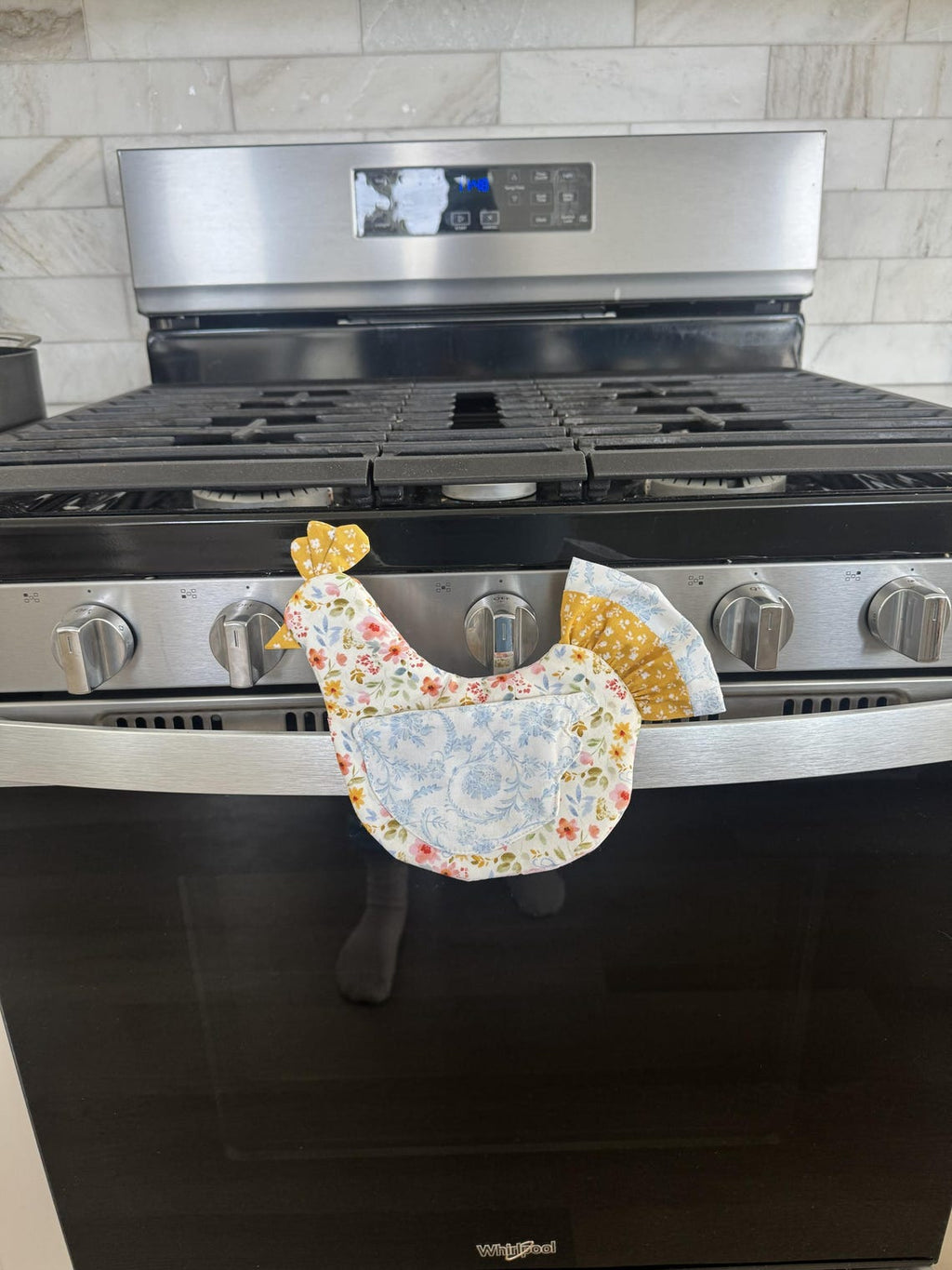 Chicken Oven Mitt Sewing Pattern PDF - Libby the Ruffle Tail Chicken Potholder Pattern