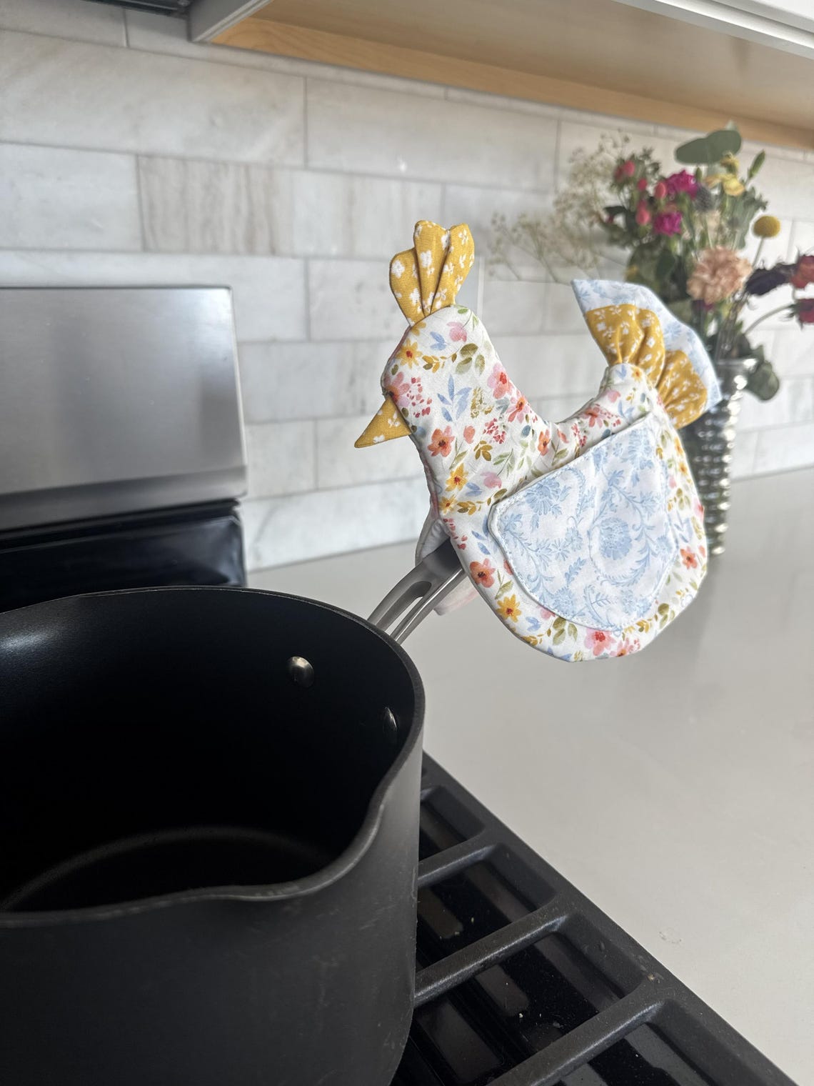 Chicken Oven Mitt Sewing Pattern PDF - Libby the Ruffle Tail Chicken Potholder Pattern