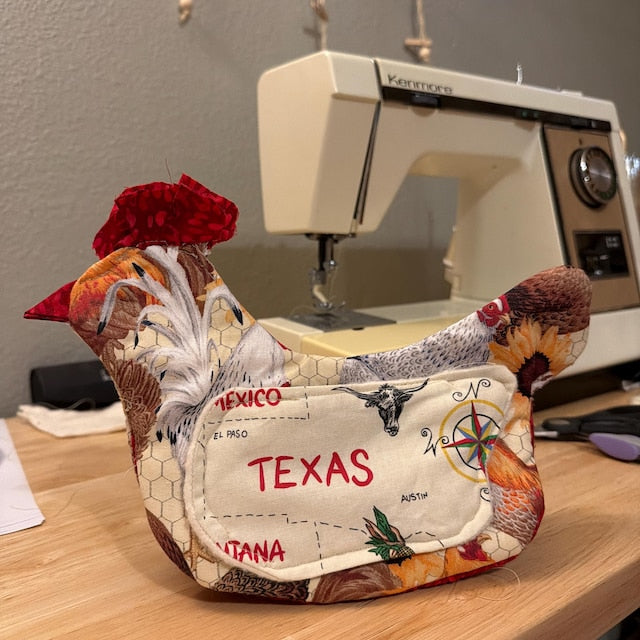 Original Henrietta Chicken Oven Mitt Sewing Pattern PDF - Beginner Quilted Potholder