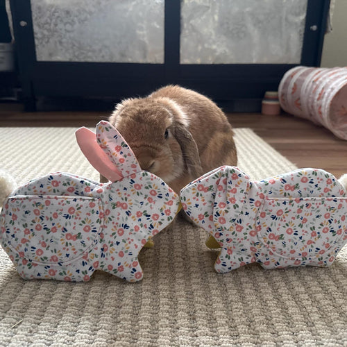 Betsy Bunny Oven Mitt Pattern PDF | Quilted Kitchen Decor