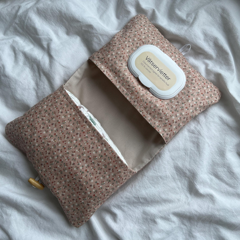 Diaper Clutch Sewing Pattern PDF Download | Baby Wipes Organizer