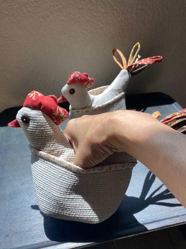 Chicken Pot Holder Pattern PDF | Quilted Oven Mitt